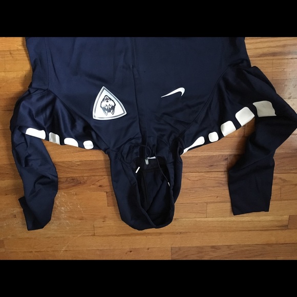 Uconn Men light jacket - Picture 3 of 5